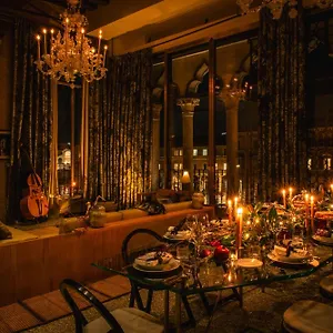 The Hotel Venise